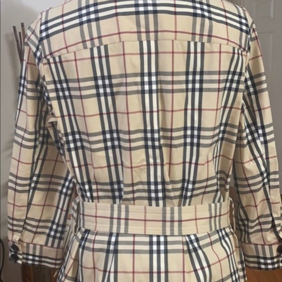 Burberry London Botton Down Long Sleeve with Neck Buckle